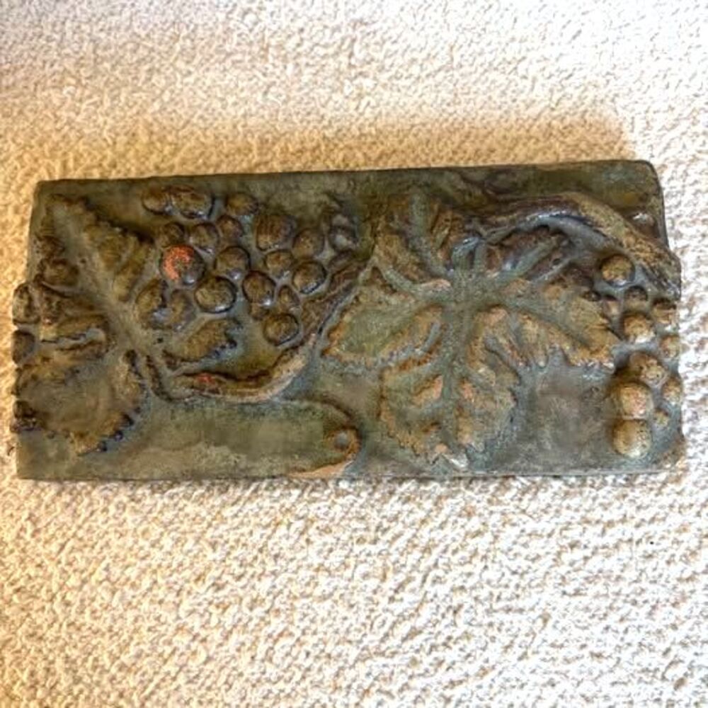 Ceramic Grape Relief Clay Tile